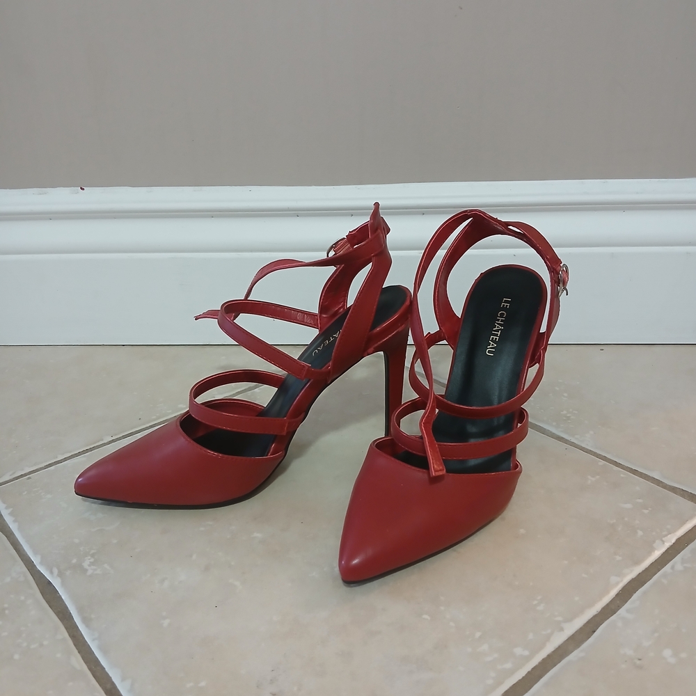 le chateau Deep-Red Strappy Heels